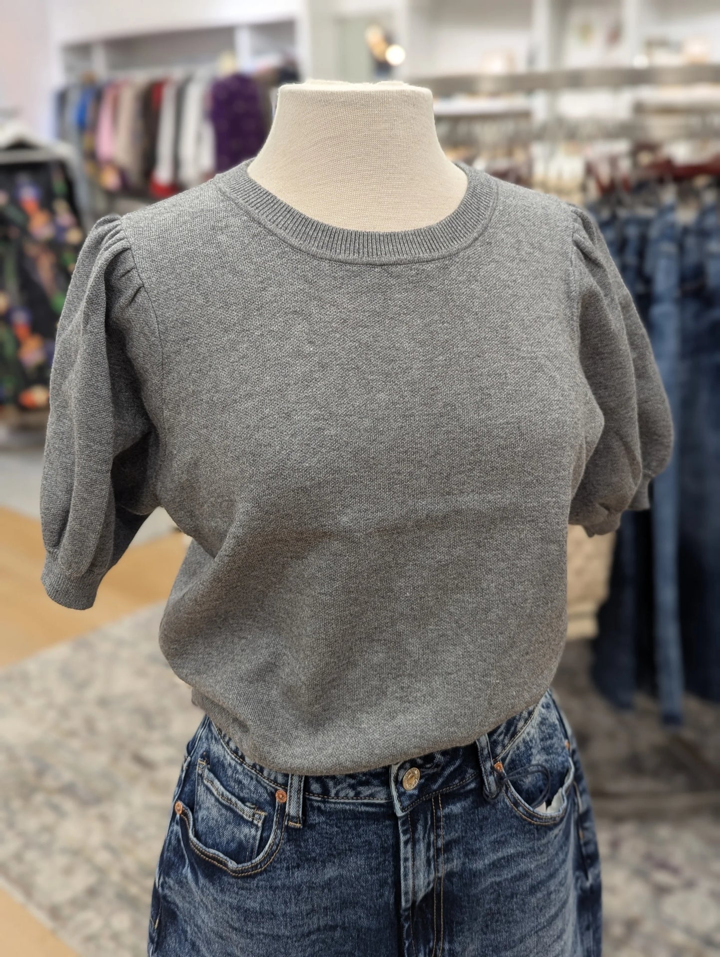 Short Puff Sleeve Top