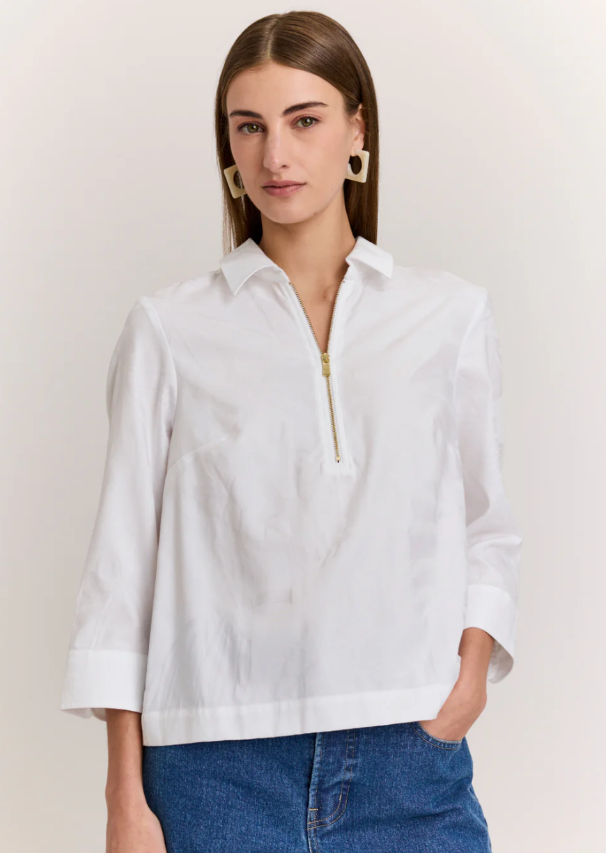 Alessa 3/4 Sleeve Leaf Motif Jacquard Top in White