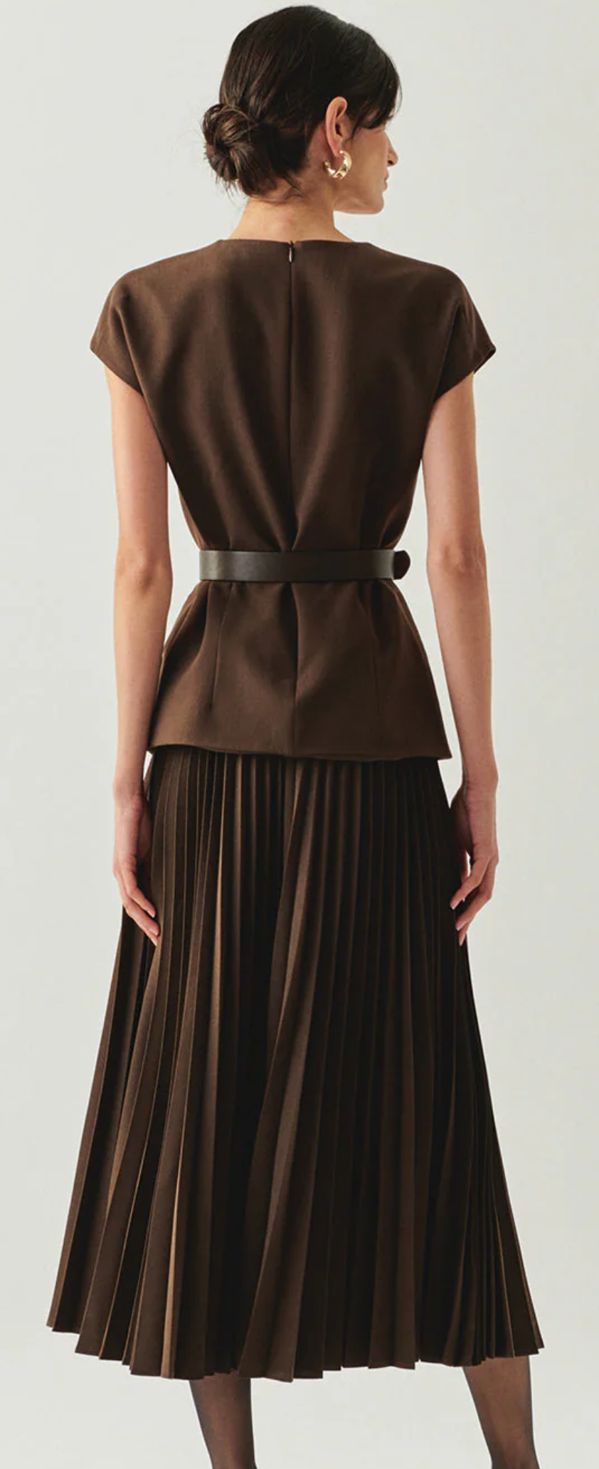 Jolie Sleeveless Pleated Dress