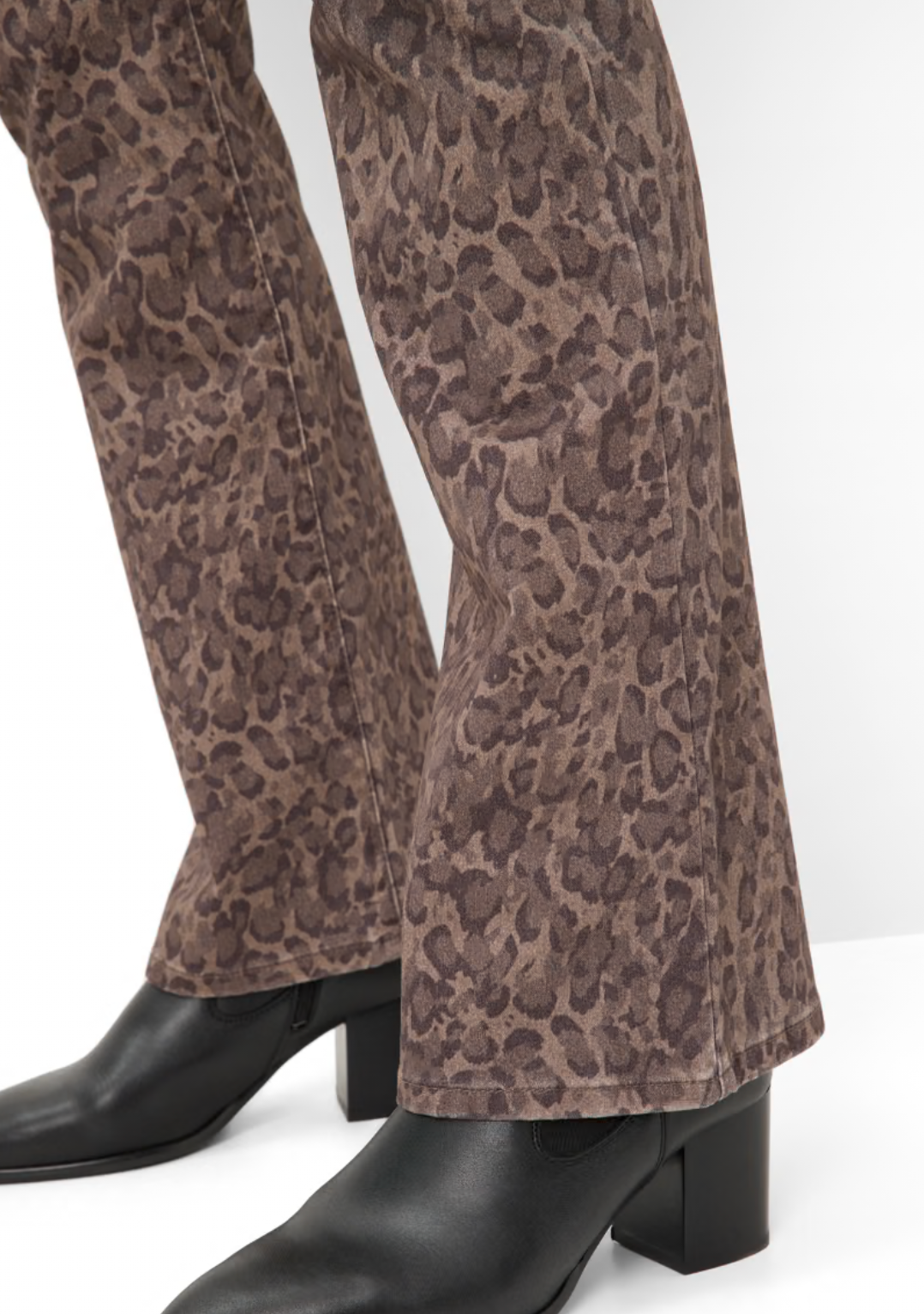 Shakira Slim Fit Pant