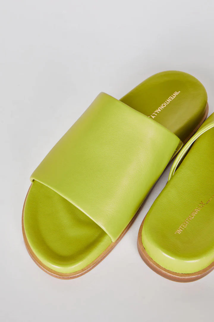 Pippy Slip On