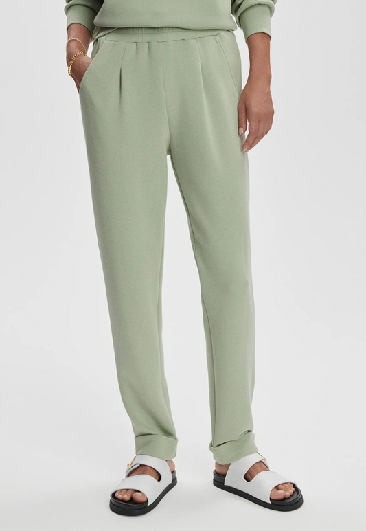 The Rolled Cuff Pant 25"