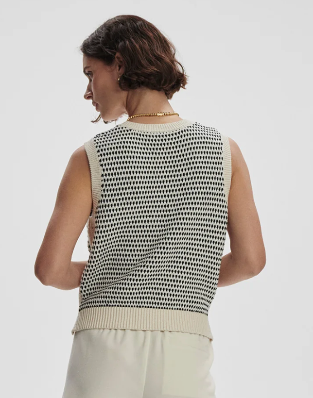 Knowles Textured Knit Vest