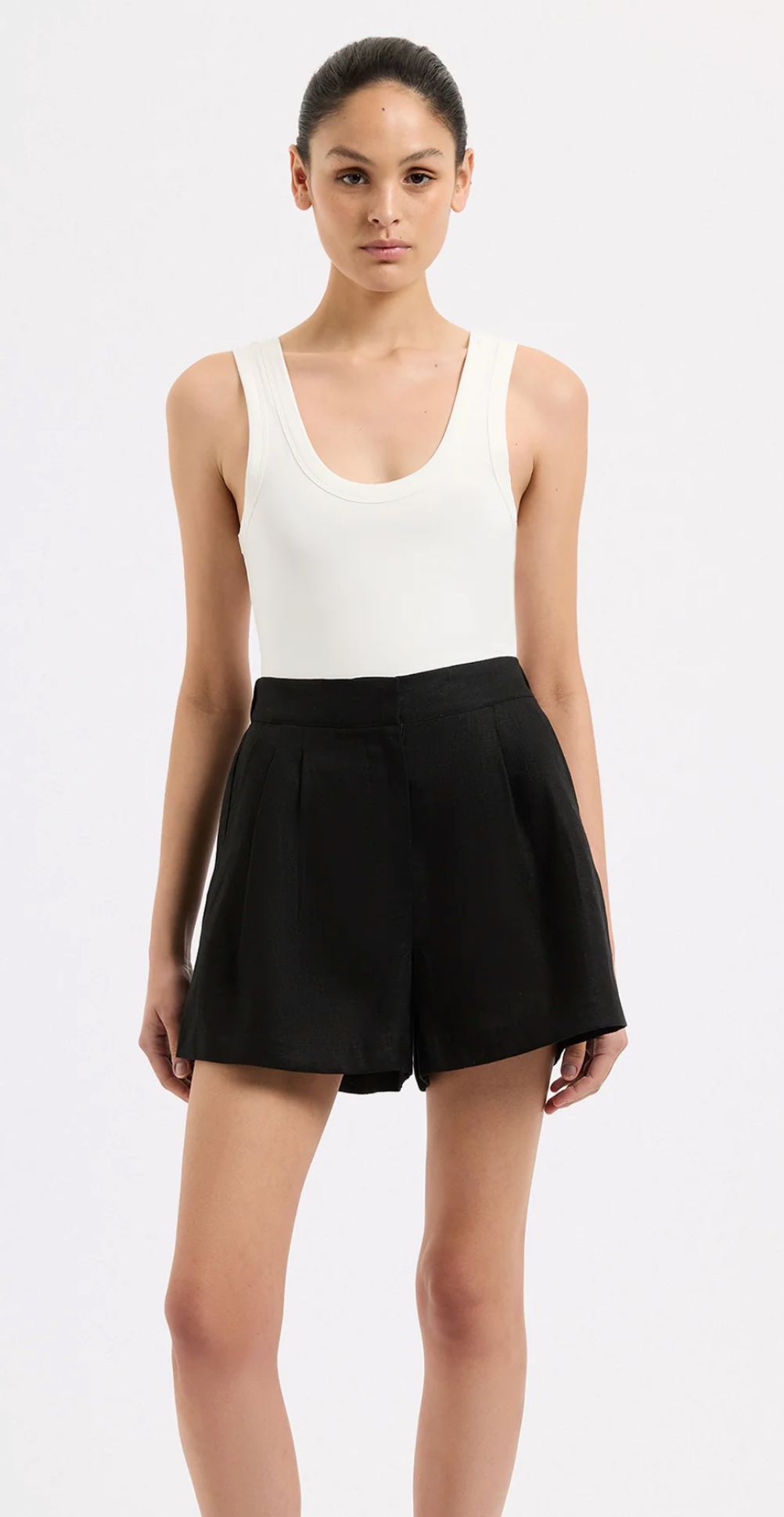 Thilda Tailored Short