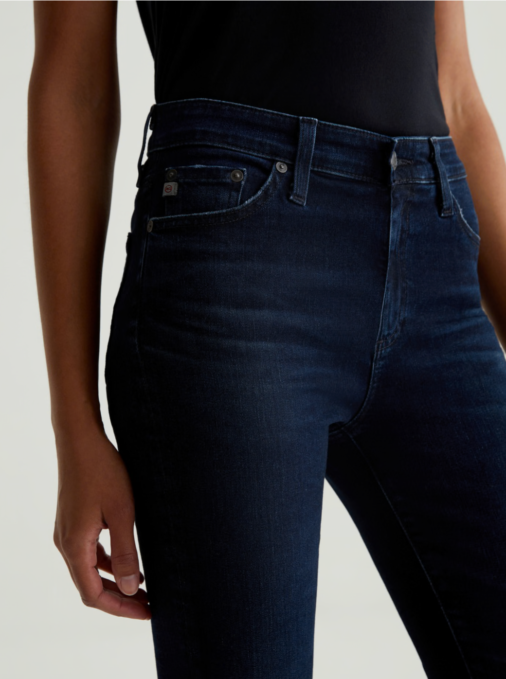 Mari-Mid Rise Slim Straight