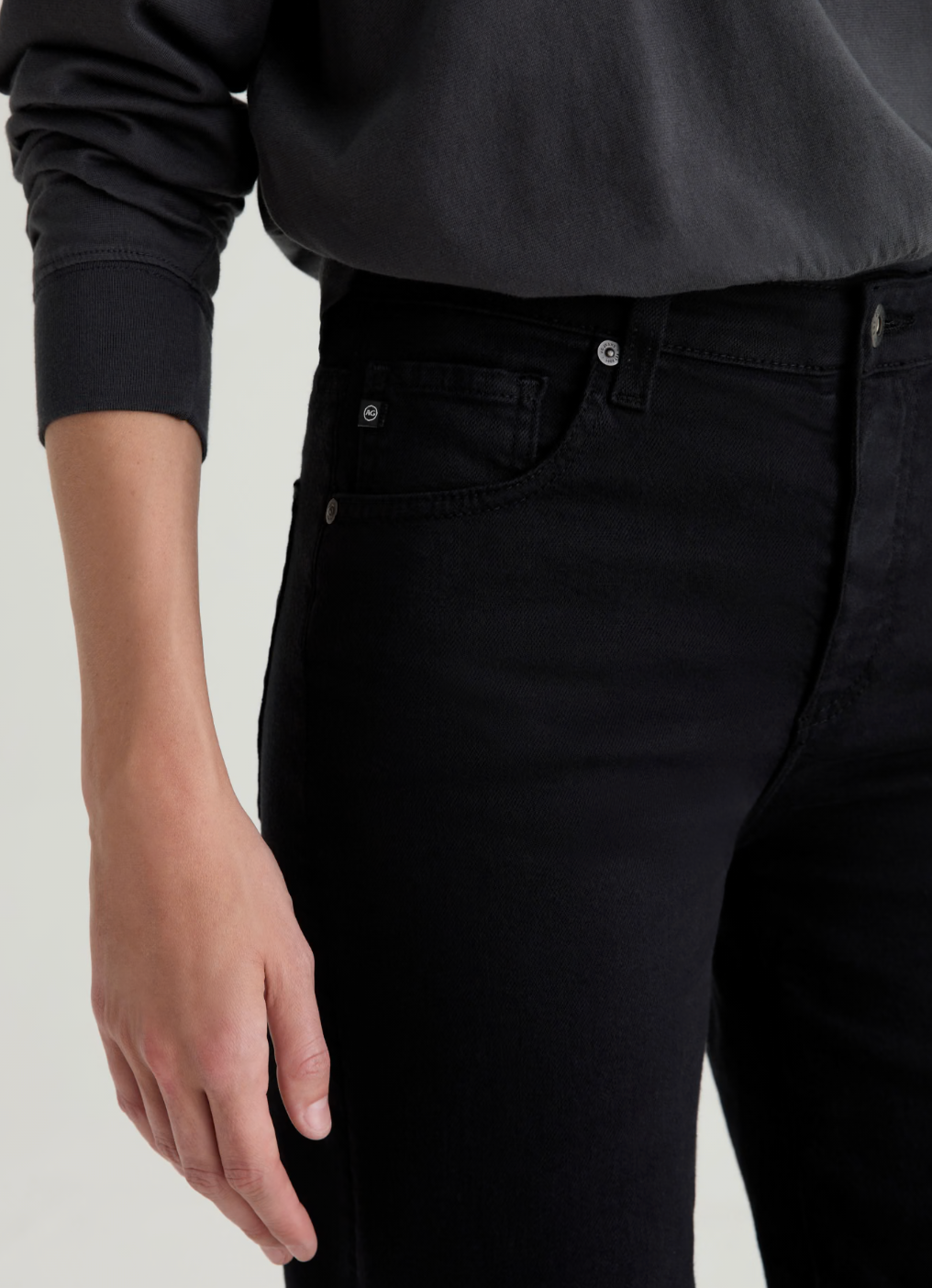 Saige Wide Leg Crop-Mid Rise Fit