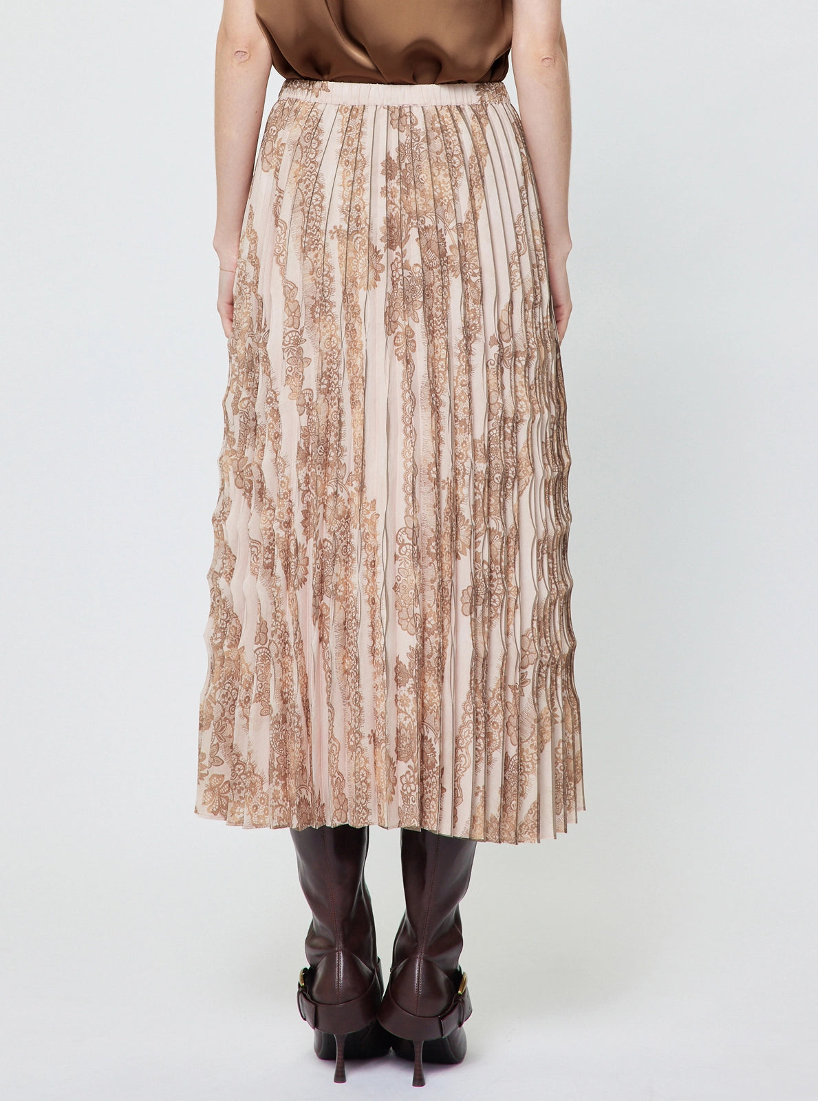 Pleated Midi Skirt in Blush Pink Multi