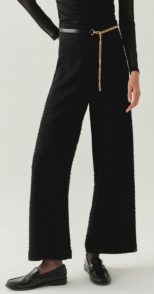 Yamileth Black Textured Zip-Waist Pocketed Pants