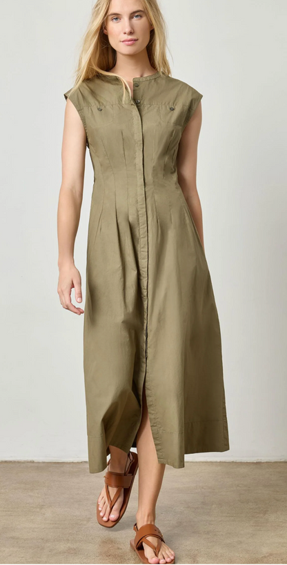 Sleeveless Seamed Maxi Dress
