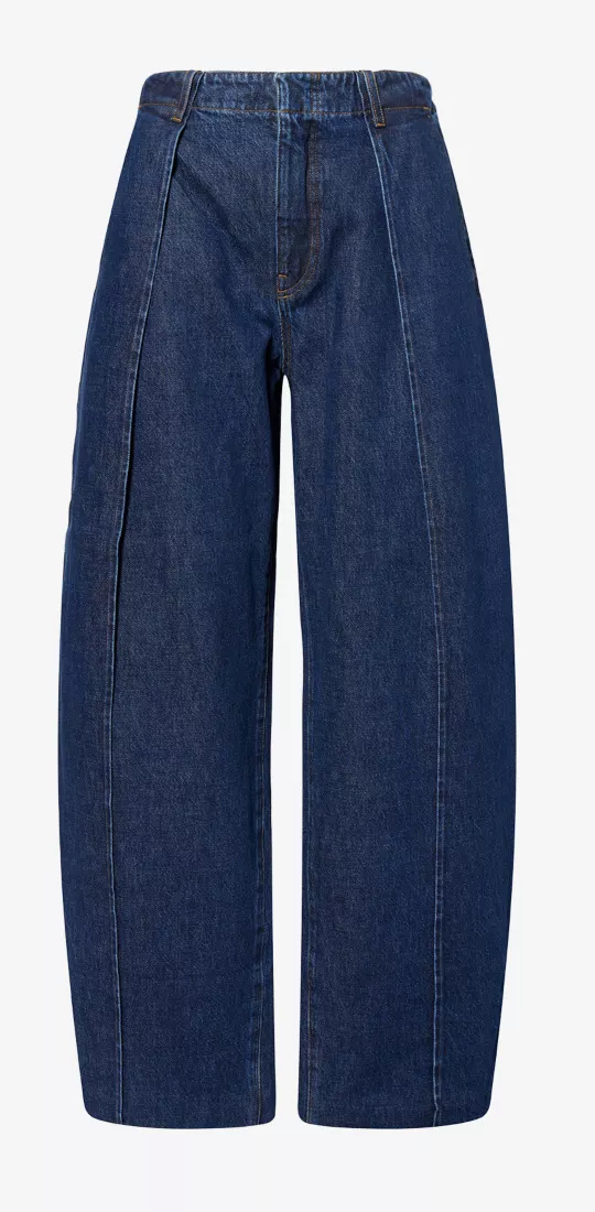 The Bowed Barrel Leg