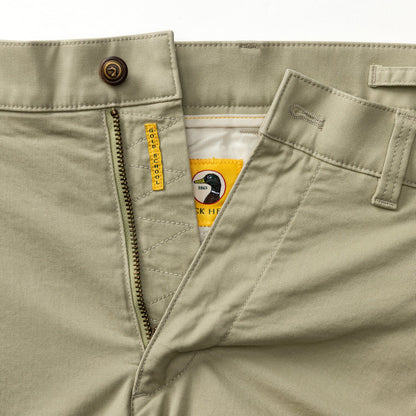 7" Gold School Chino Short in Sandstone