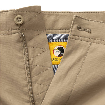 Harbor Performance Chino in Khaki
