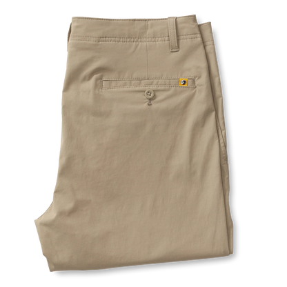 Harbor Performance Chino in Khaki
