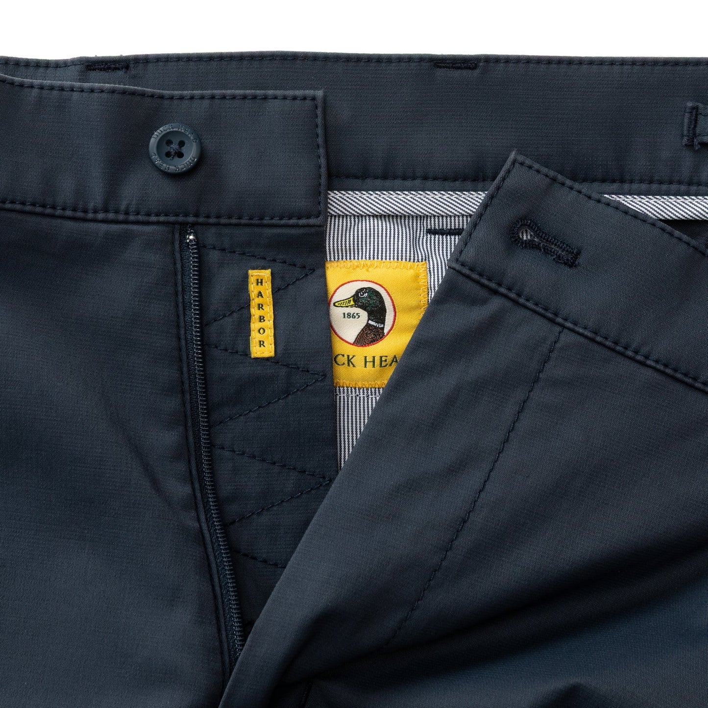 Harbor Performance Chino in Navy