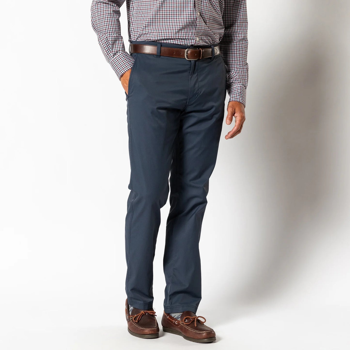 Harbor Performance Chino in Navy