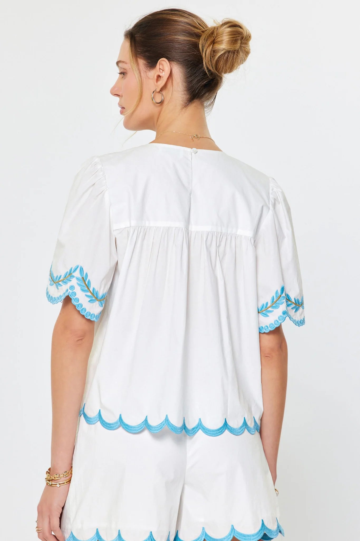 Embroidered Scalloped Hem Blouse in White Multi