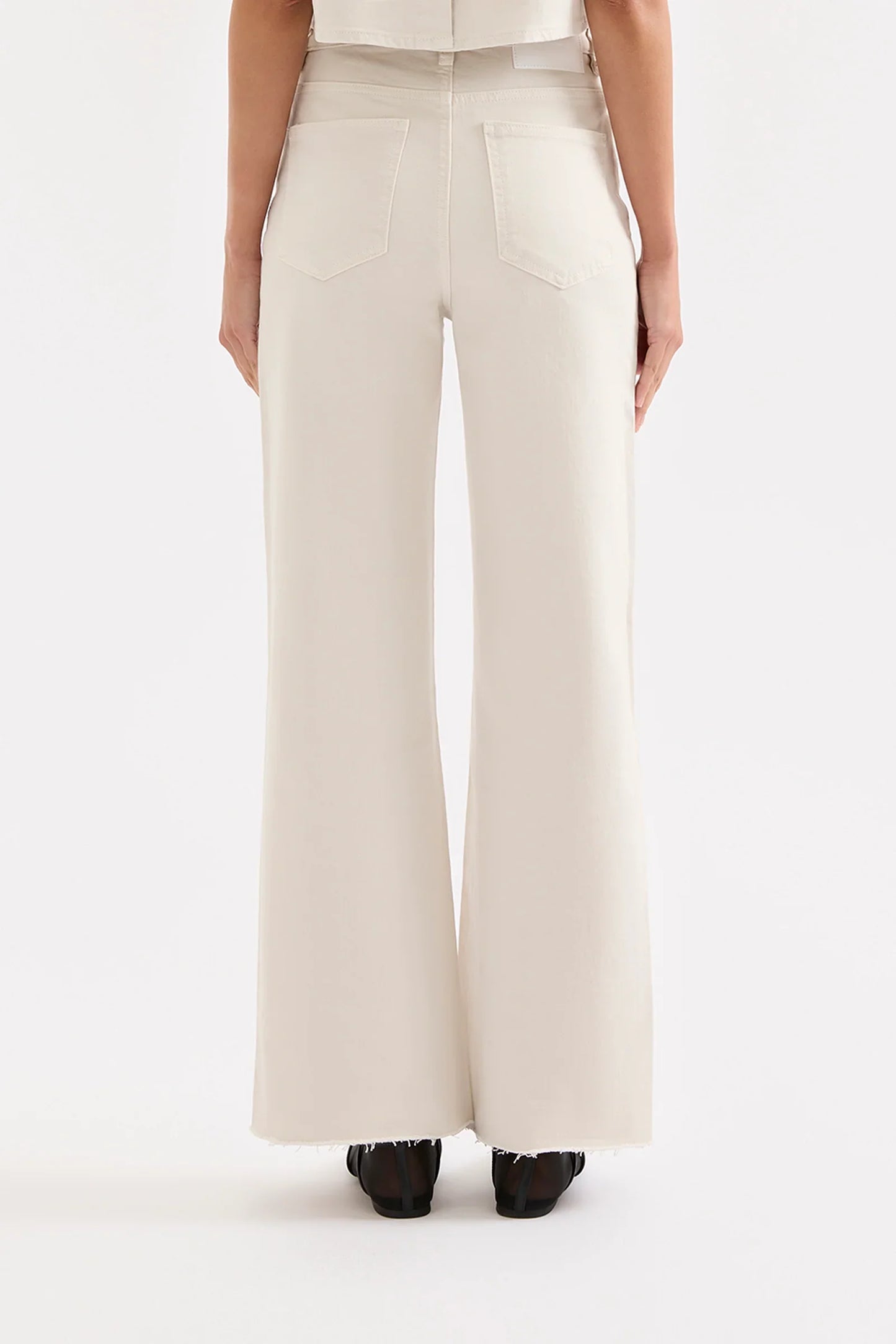 Cali Stretch Wide Leg Jeans in Dune