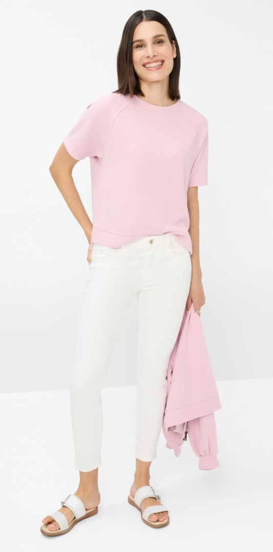 Shakira Slim Fit