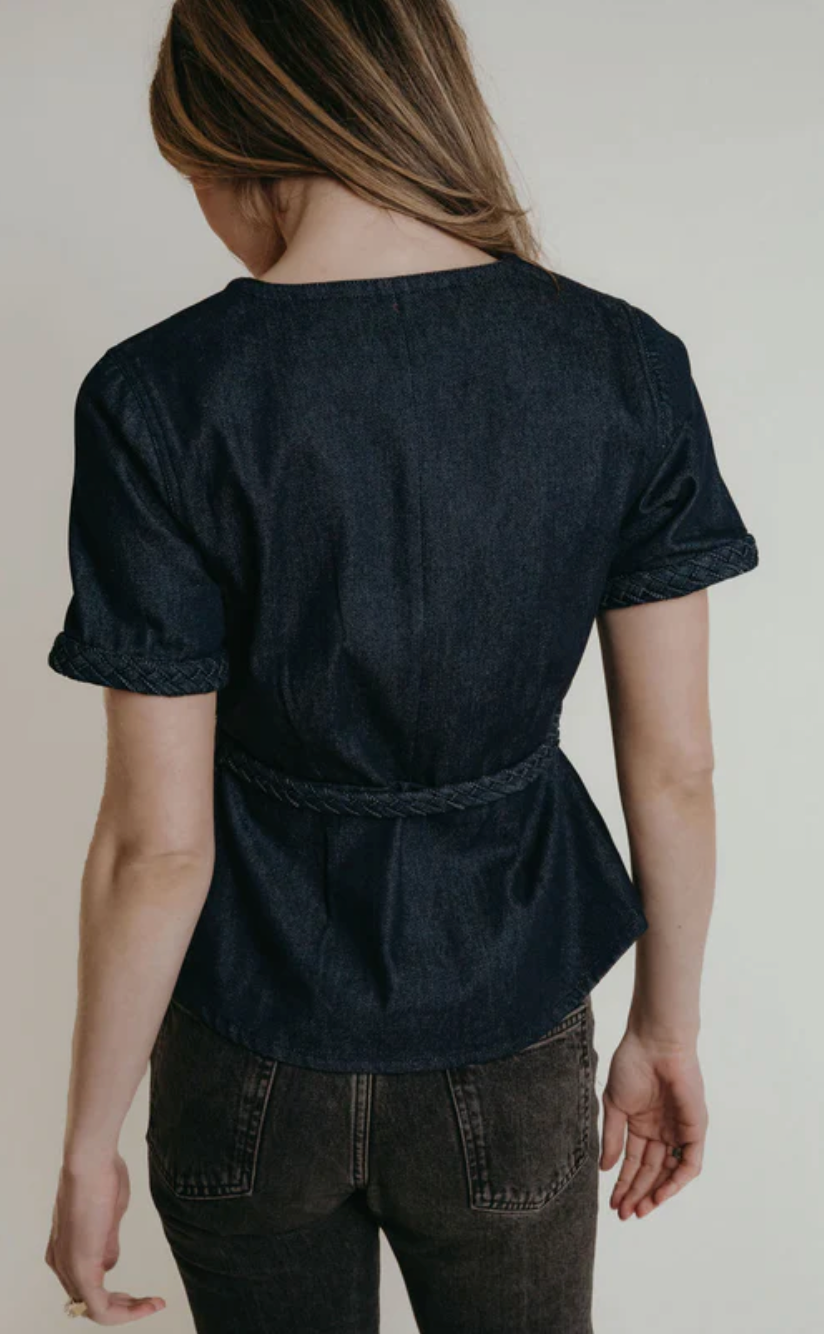Cassie Top