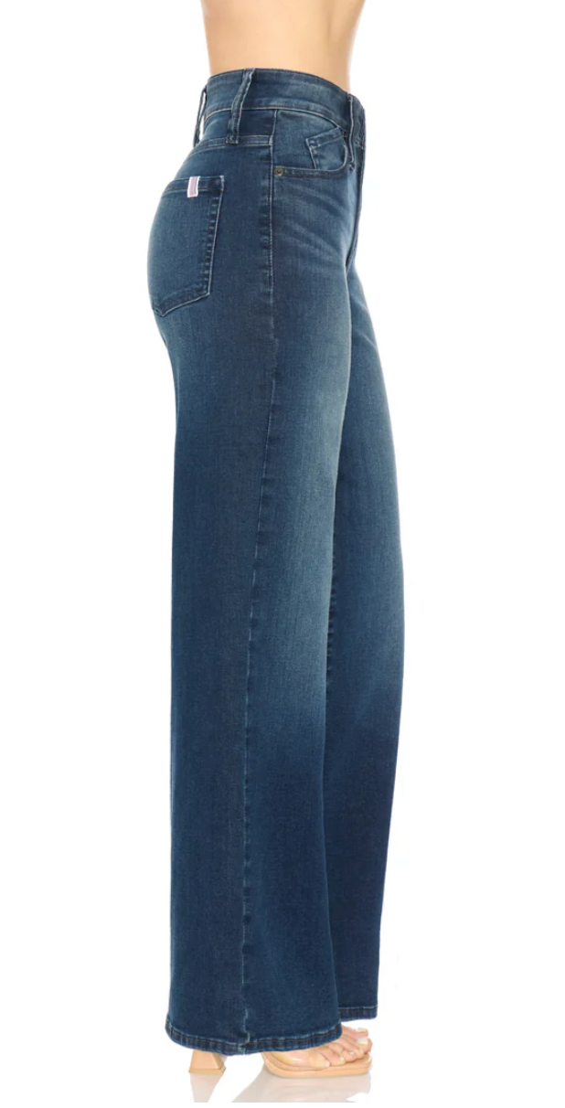 The Agent-American Woman