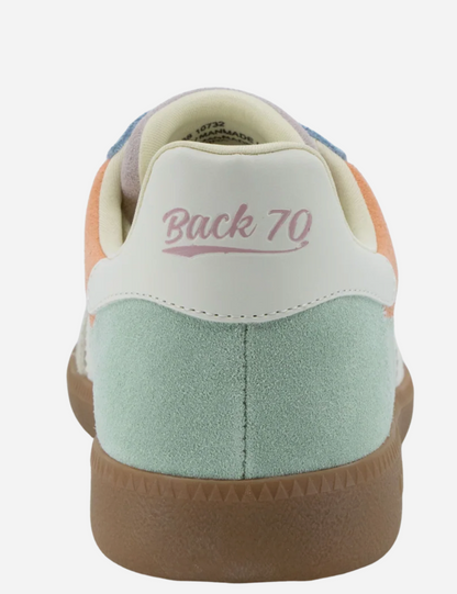 Squid in Nude Sage Sneakers