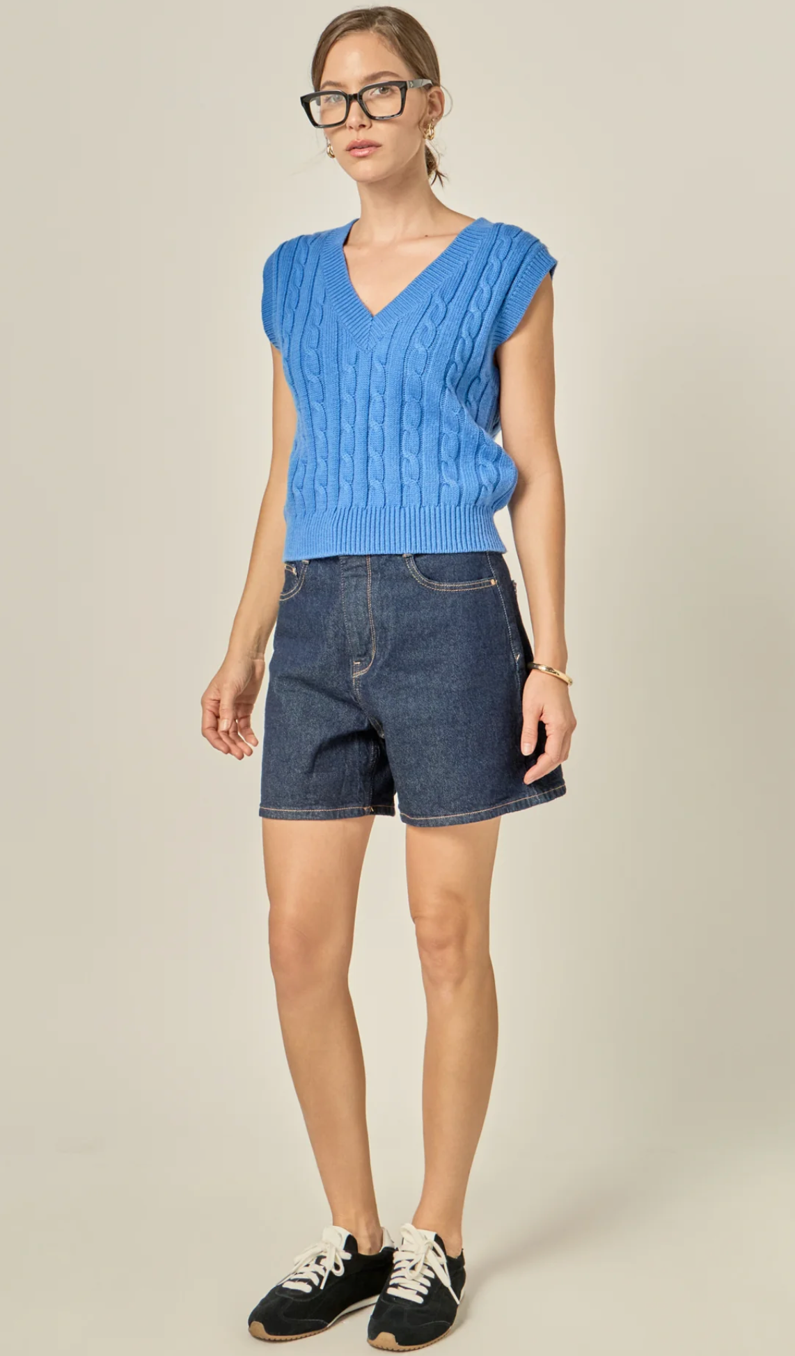 Hole in One Cable Vest