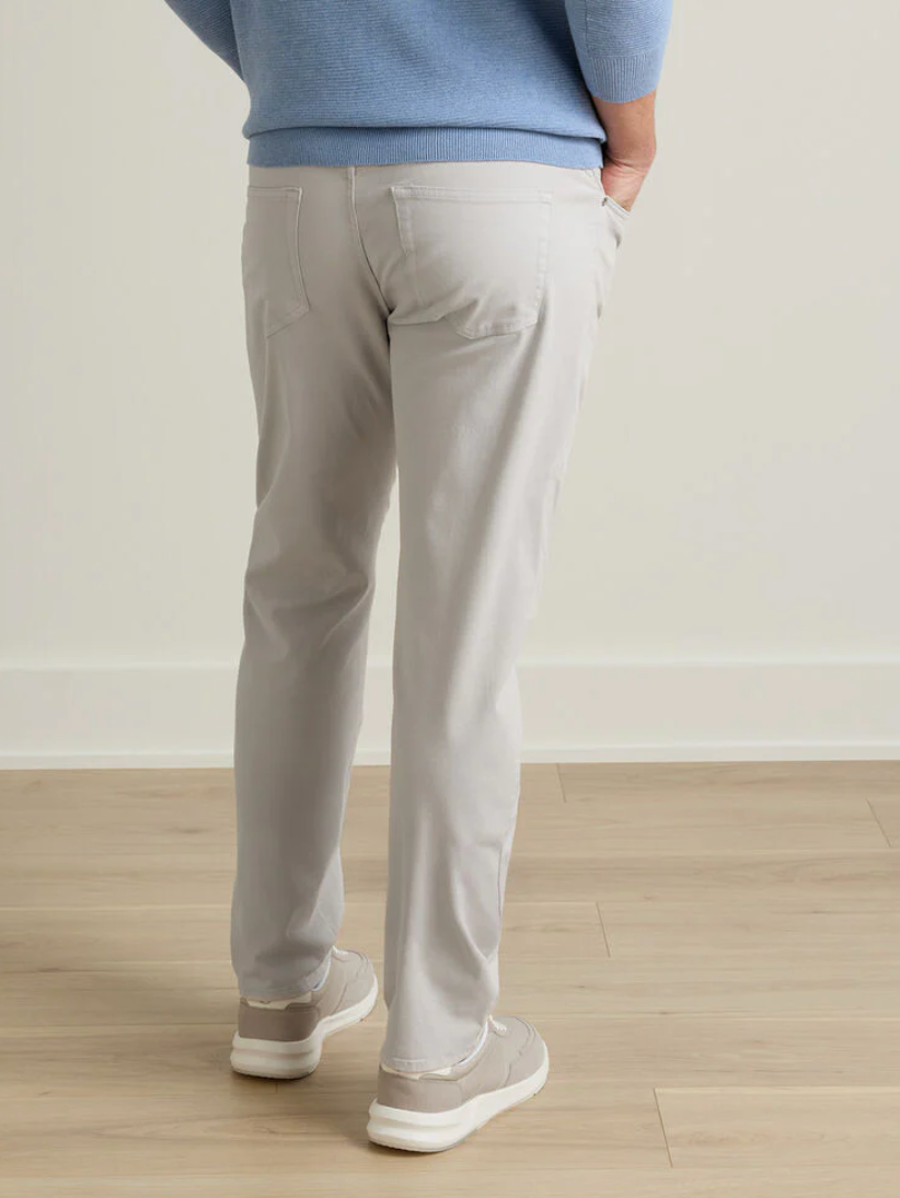 Signature Sateen Flat Front Trouser in Light Grey