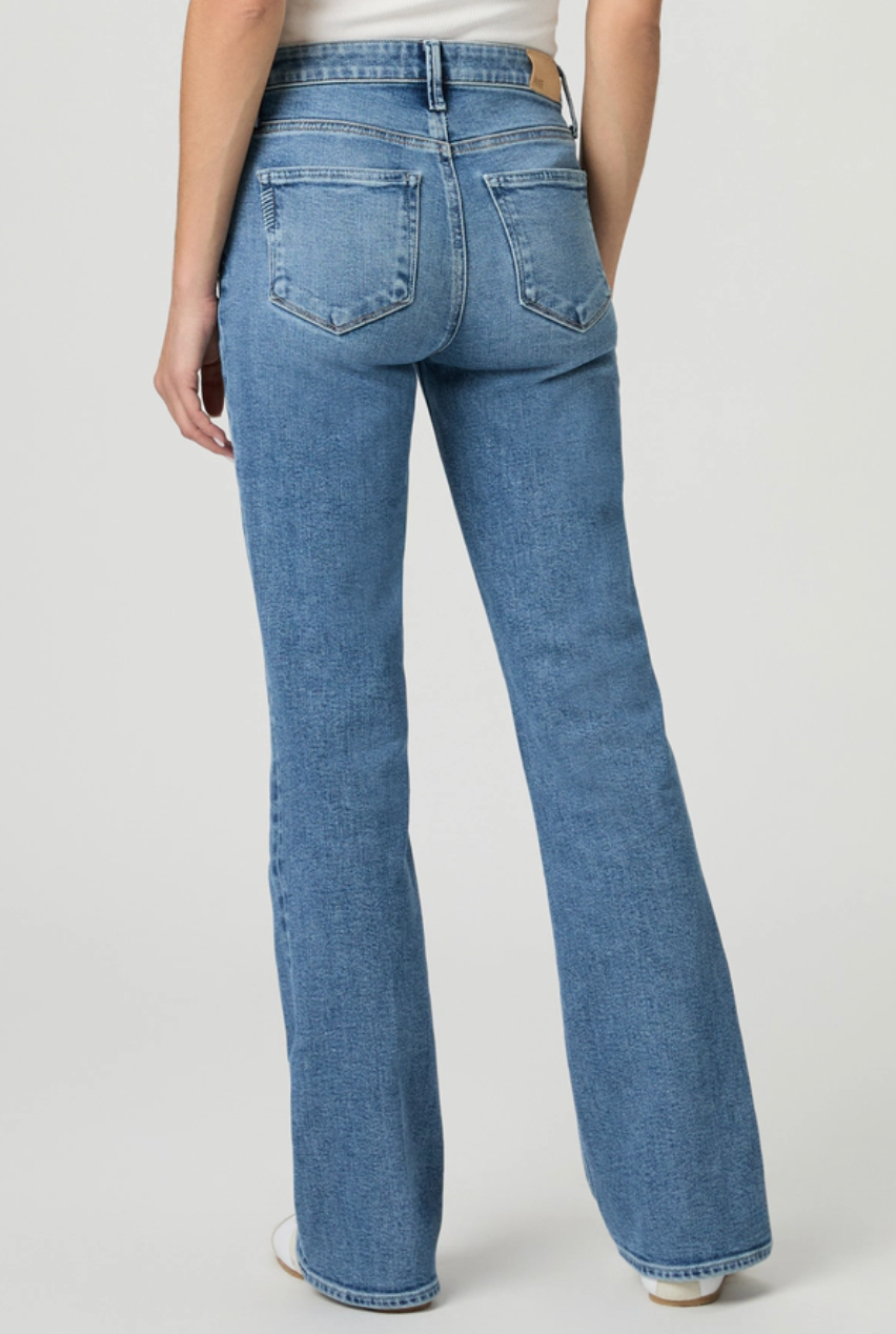 High Rise Laurel Canyon 32 Inch Bootcut Jean in Big Sky