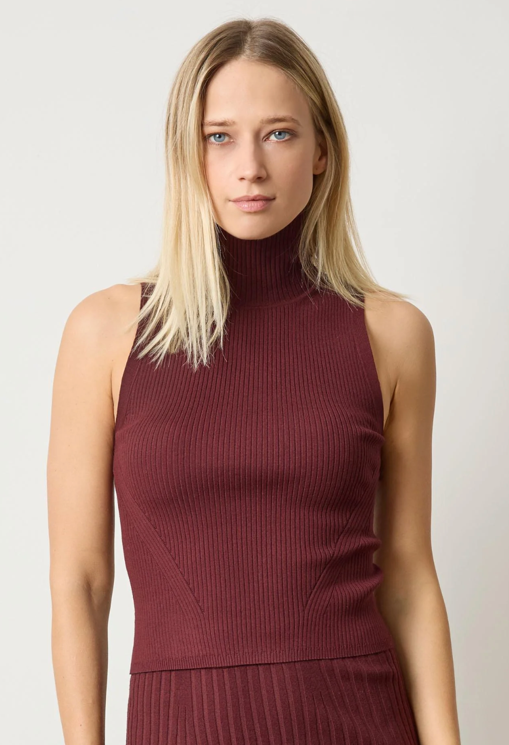 Rib Turtleneck Shell Sweater