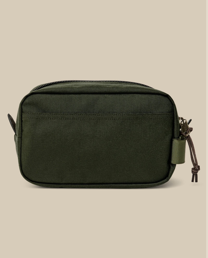 Dryden Travel Pack