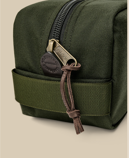 Dryden Travel Pack