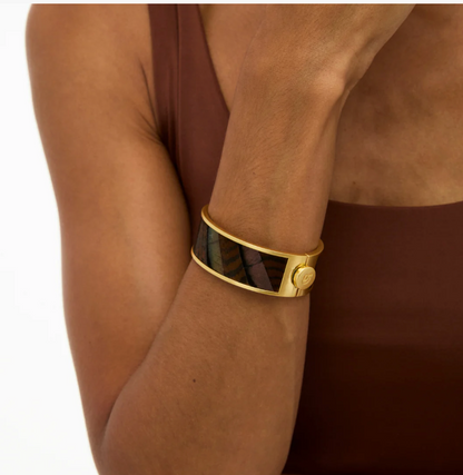 Amaya Hinge Cuff