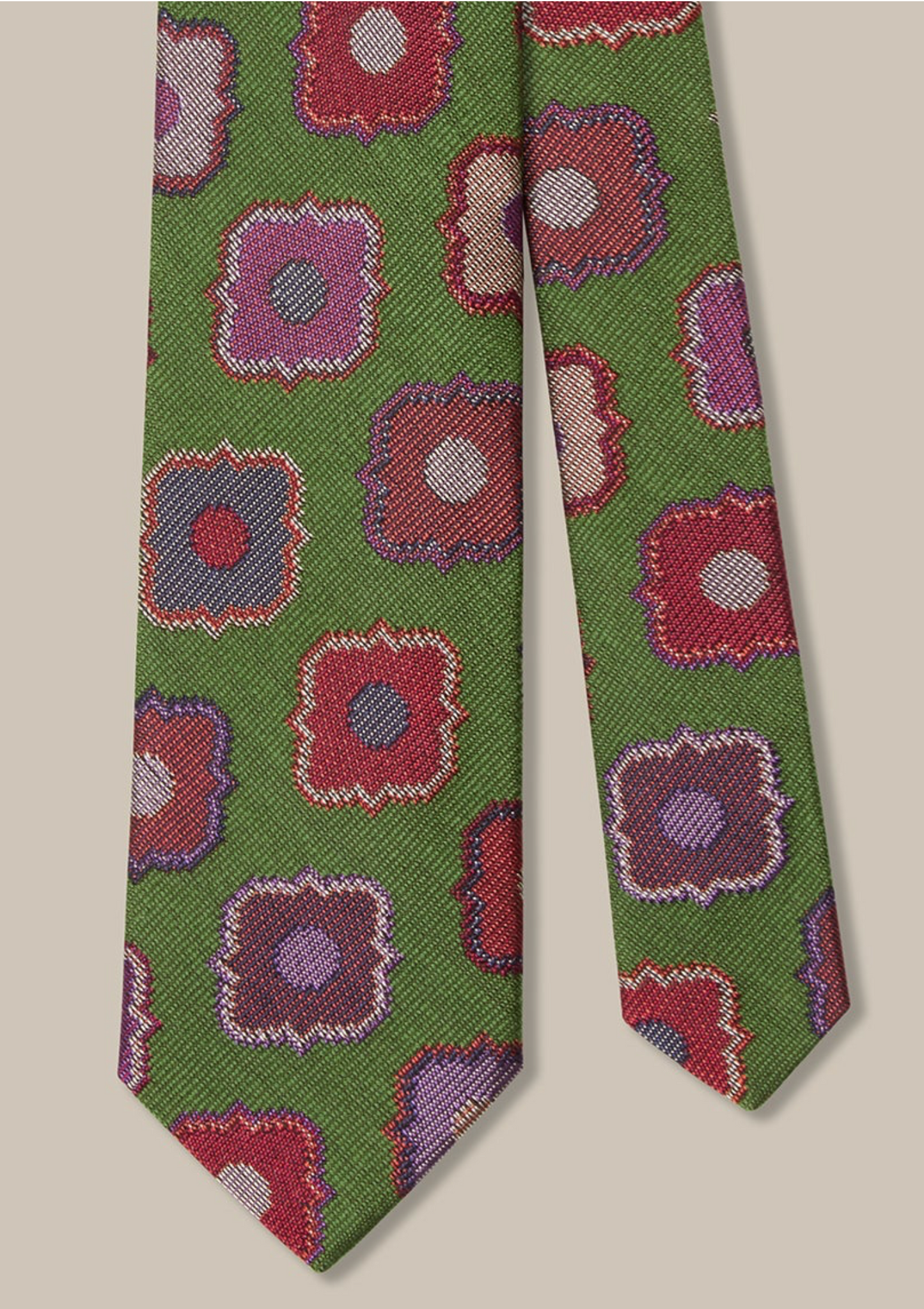 Robert Large Medallion Necktie