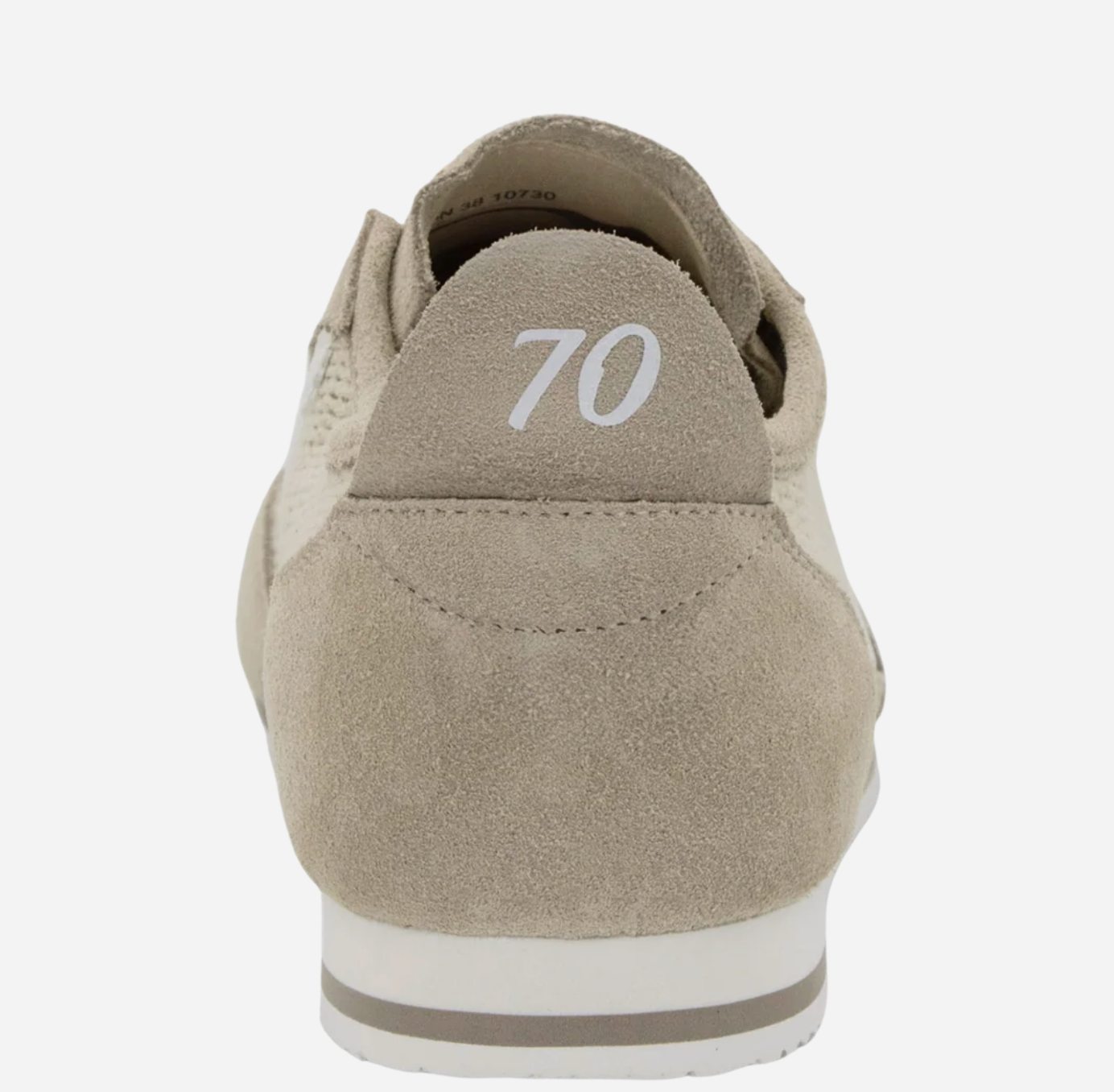 Leon in Beige Sneakers