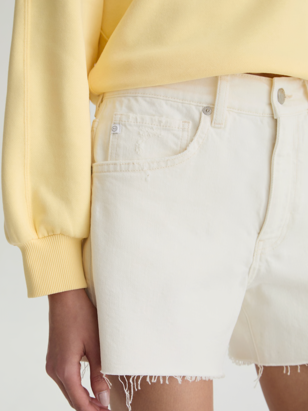 Halle High-Rise Relaxed Short
