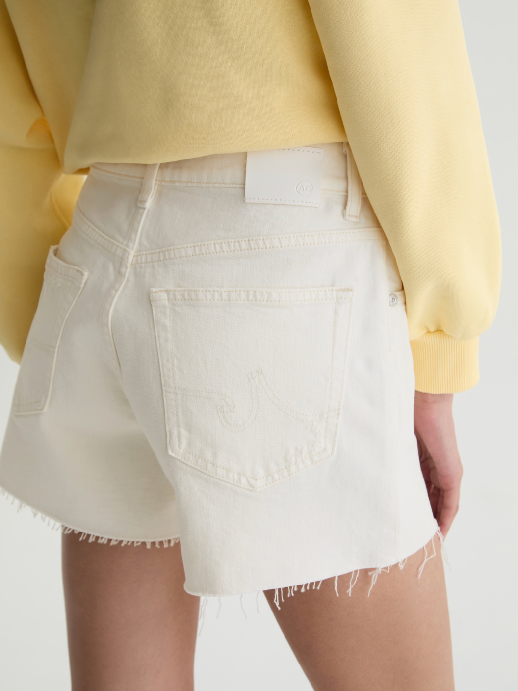 Halle High-Rise Relaxed Short