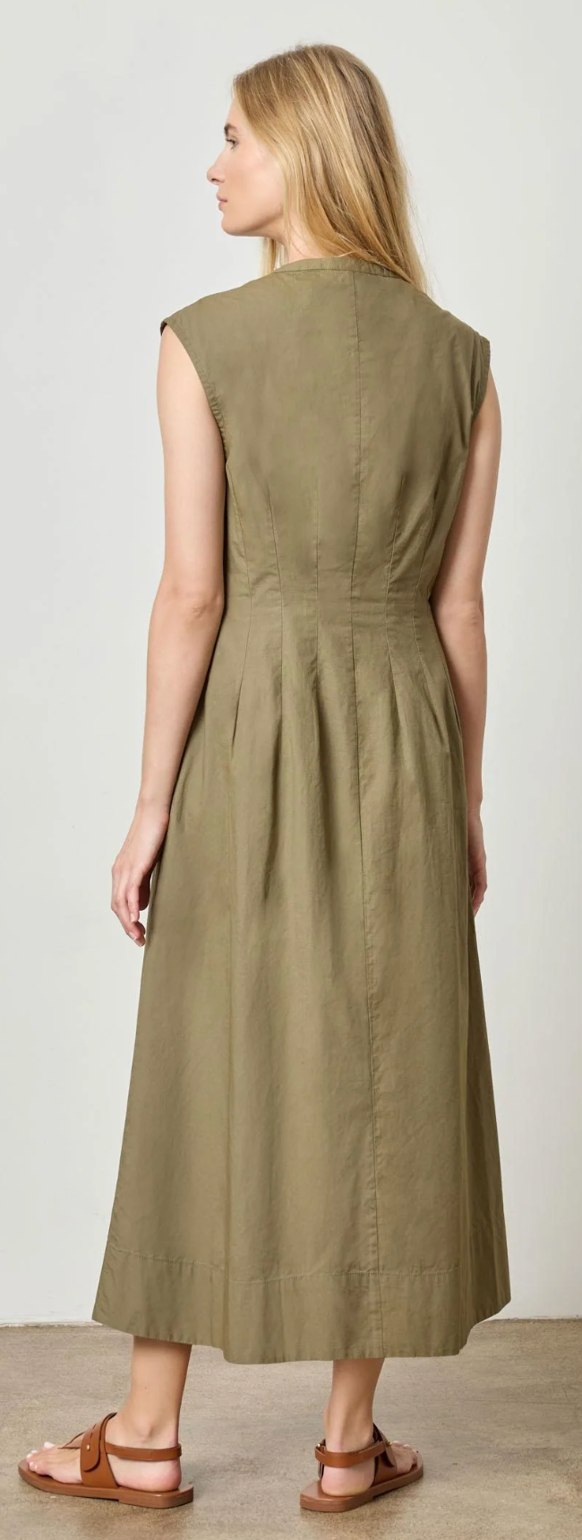 Sleeveless Seamed Maxi Dress